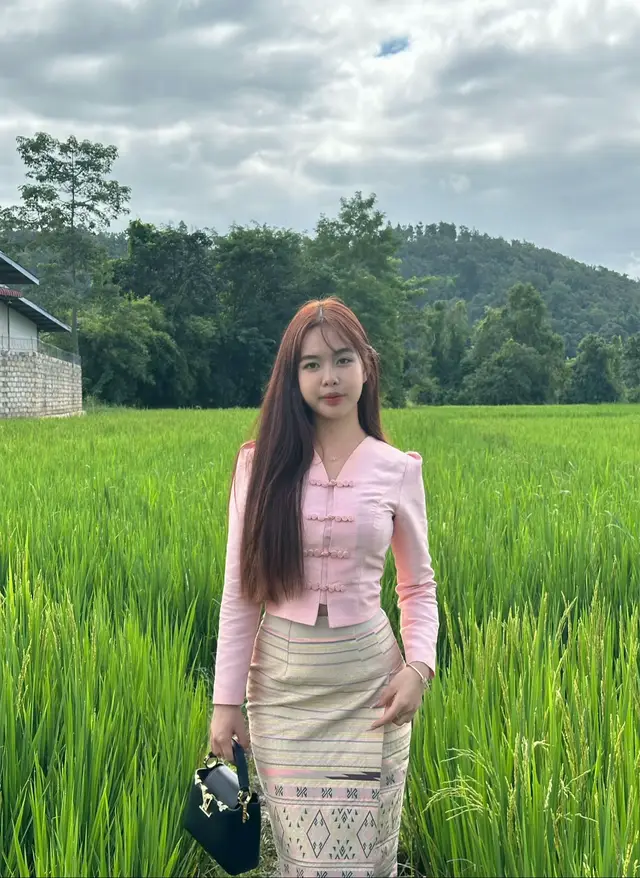 @Nang Lao Kham #tiktok #viwes #