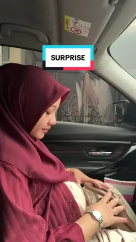 Kejutan kecil kecil an haha
