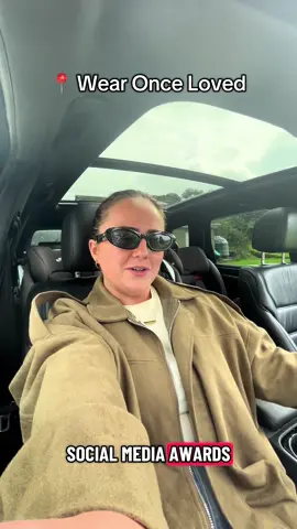 I found the perfect dress for @NI SOCIAL MEDIA AWARDS at @Wear Once Loved | Dress Hire can’t wait for you to see it 😍