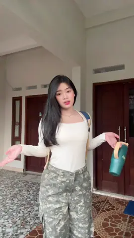 lucu bgt pake tas ransel