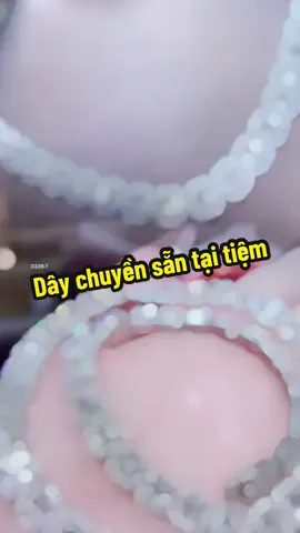 Dây chuyền đính xoàn thiên nhiên đẹp xuất sắc sẵn tại tiệm #trungdiamond #thanhtrungdiamond #thanhtrunglongngoc #trangsuckimcuong #daychuyen 