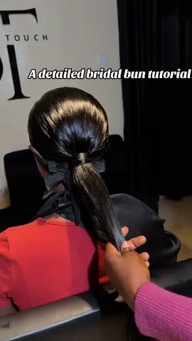 A detailed bun tutorial. #hairstylistinibadan #shiabbstouch #bridalhairstylistinibadan #ibadanhairstylist 