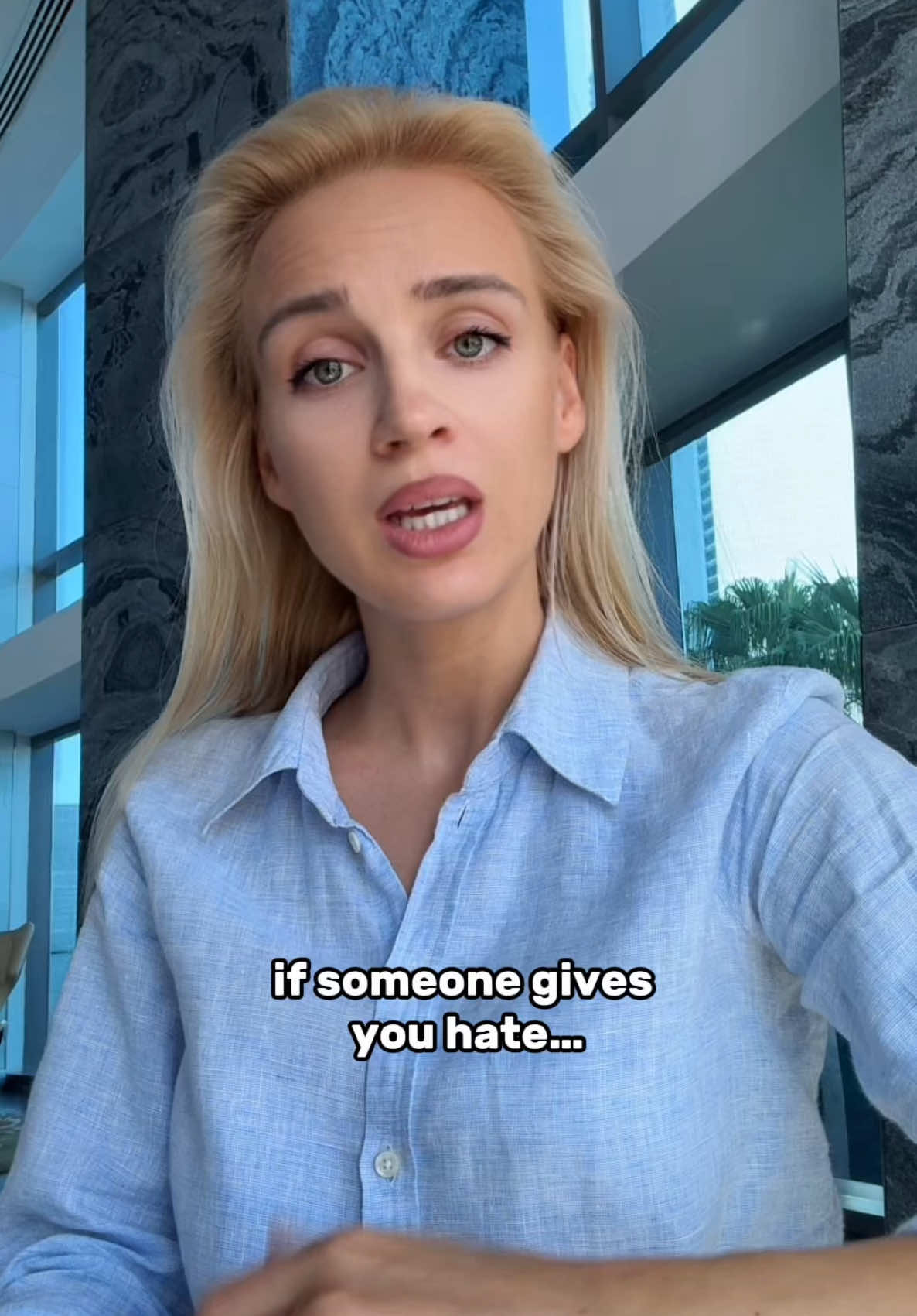 When someone hate you😏