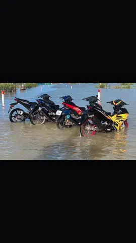 #ពេញចិត្ថមួយណា🥹🫶#y15zr #y15zrvietnam🇻🇳 #🇻🇳🇻🇳🇻🇳 #💛💛💛 
