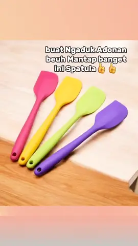 buat ngaduk adonan kue dan masak mantap nih spatula silikon, dipakainya tuh kokoh dan stabil tp juga fleksibel..kepake banget deh, Murahhh lagii🤩 #spatulasilicon #spatulamurah #spatulamasak #spatulaantilengket #modalkontendoang  disclaimer : harga bisa berubah sewaktu waktu tanpa pemberitahuan lebih dulu