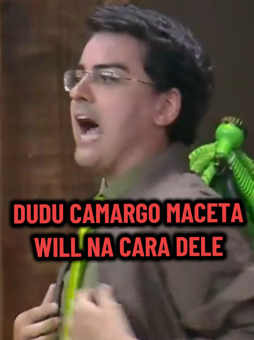 Dudu Camargo perde a paciência e maceta Will na cara dele durante dinâmica 