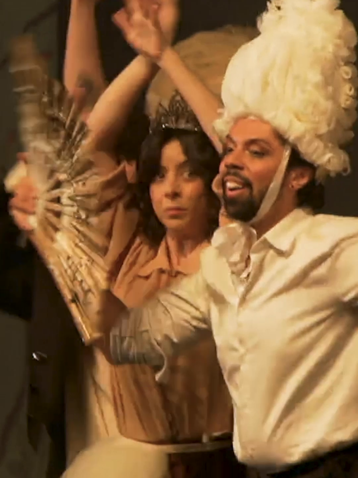 A year ago, I experienced a truly magical musical adventure! ✨ Grão da Voz, at Theatro São Pedro 🇧🇷: an incredible project imagined by Ligiana Costa, celebrating the voice in all its intensity, fragility, and madness 🎭 Today, I’m sharing: “Aux langueurs d’Apollon” – The Folly Aria (Platée, Rameau) 🎥 Now available on my YouTube channel (link in bio) 🎤 Artistic direction: Ligiana Costa 🎶 Musical direction: André Dos Santos 🎼 Arrangement: Juliana Ripke 🎨 Set design: Renato Rebouças 💃 Choreography: Roberto Alencar 💡 Lighting: Aline Santini 👗 Costumes: Raphael Jacques - Alma Negrot 🎭 Assistant: Sofia Boito Production: Theatro São Pedro So happy to dive back into this beautiful adventure ❤️ #garodavoz #theatrosaopedro #sopranista #rameau #airdelafolie #brazil #singer #operasinger #malesoprano