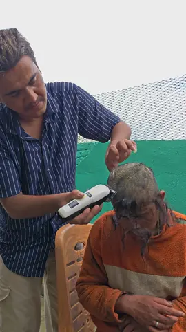 गुनासो कसैसँग छैन मेरो हौसला म आफै हु,मलाई म बन्नको लागि म नै चाहिन्छ।😓#maavsewaashram #rescue 