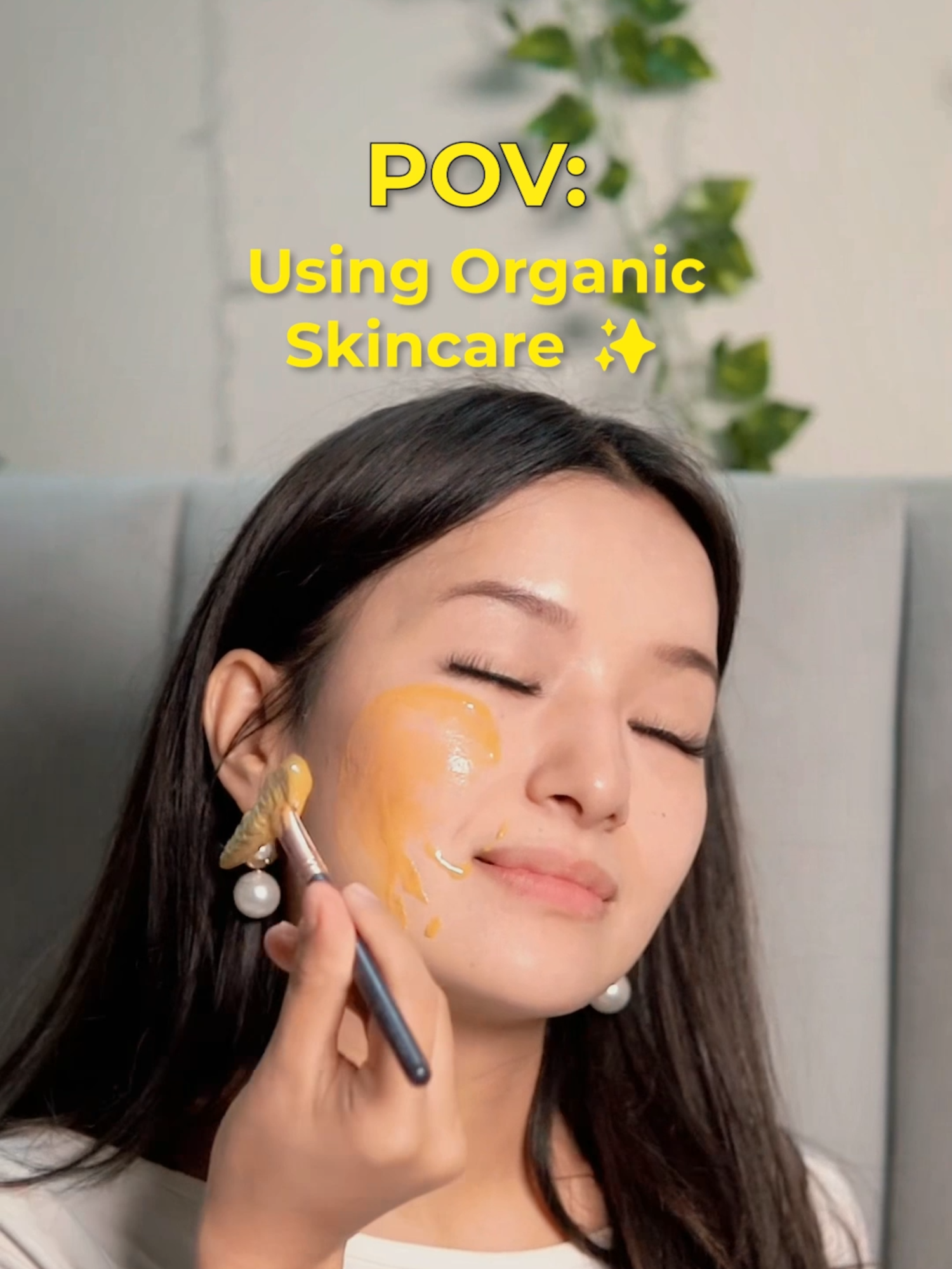 Aba chemicals ko chaos bata organic products ma switch hune bela bhayeko cha🌿 Esko difference ra clean beauty ko result le healthy skin hajur afaile experience garna saknu huncha❤️ Comment⬇️ ‘ORGANIC’ to learn more about our products Skincare, Skincare routine, Organic, Healthy skin, Natural beauty  #skincare#organic #skincareproducts #viral #fypシ #fyppppppppppppppppppppppp