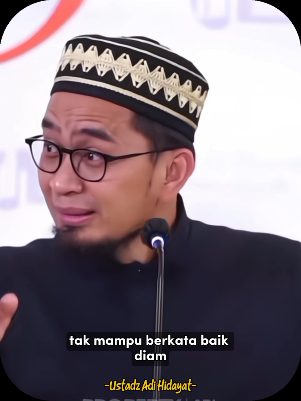 Jadilah Muslim sejati, yang mampu menjaga lisan dan perbuatan🍂🌿 #selfreminder #dakwah #ustadzadihidayat #fyp 
