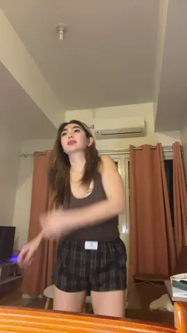 Kaya pala ko sumali sa dance competition dati kasi ganito pala talaga best moves ko.