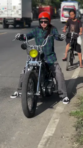 Girls day out #chopper #biker #harleydavidson #bikergirl 