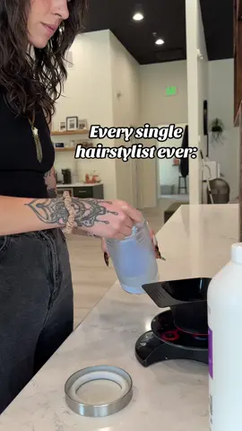 I’m just doing craft time over here 💅🏻 Hairstylist tings. 