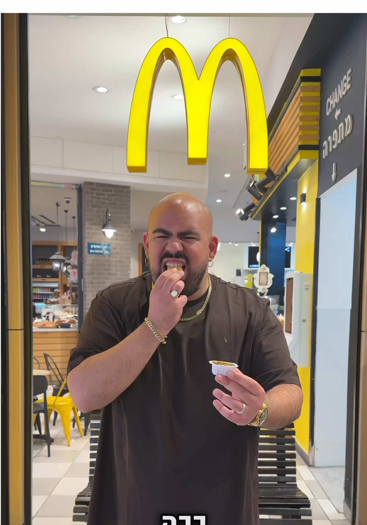 5 עובדות שלא ידעתם על מקדונלד׳ס 🍔🍟 מה הכי הפתיע אתכם ??? שתפו לחברים שמעריצים כמוניייי #מקדונלדס #עובדות  בשיתıף @מקדונלד׳ס ישראל 