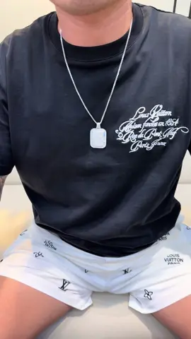 Phải công nhận bộ này đẹp thật anh em ạ 💎 Ae nào qua cũng chọn luôn #phugialuxury #trangsuc #nhan #moissanite #xuhuong 