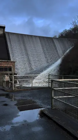 📍 Glen Finglas Reservoir, FK17 8HU Callander  🏴󠁧󠁢󠁳󠁣󠁴󠁿  My favorite place to walk after a rainfall 🌧️ ☔️ 🏴󠁧󠁢󠁳󠁣󠁴󠁿  #Scotland #glenfinglas #fy #scottishdam #callander 