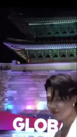 @Val Jimin 🤍🌻❤️ pura perfeição, como amor pra você minha amiga preciosa #jiminparkbts #parkjimin🐣 #foryoupage 