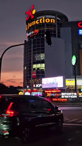 Bg Juntion Surabaya #surabaya #surabaya24jam #surabayatiktok #bgjunctionsurabaya #fyp 