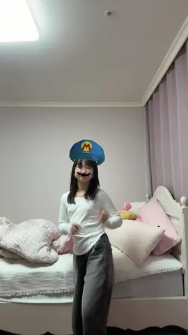 나 사춘기 온거 같아..
