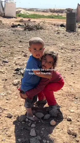 You can help children just like these by donating to the link in my bio. Your donation will help provide essential aid to Palestinian & Syrian refugees, any amount makes an impact 🫶🏼 #humanitarian #charitywork #refugees #palestinetiktok #orphans 