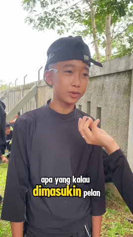 Kira kira jawabannya apa ya guys #fyp #fypage #lewatberanda #tebaktebakan #tebaktebakanchallenge 