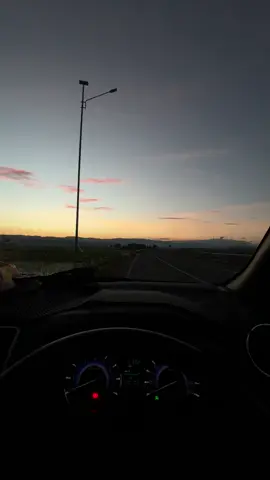 Di tunggu info2 keberangkatan ta 🚗 #mobiltravelmakassarparepare  #mobiltravelpareparemakassar  #mobiltravelmakassarpinrang  #mobiltravelpinrangmakassar  #promomakan1010 