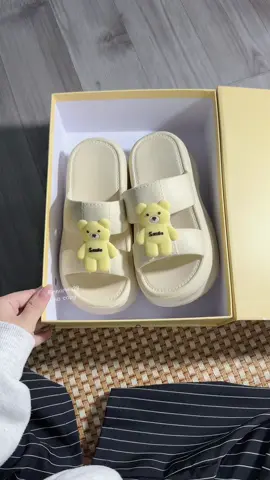 Dép xinh nè các bác ơii #dép #sandal #giày #xuhuong #nhamei 