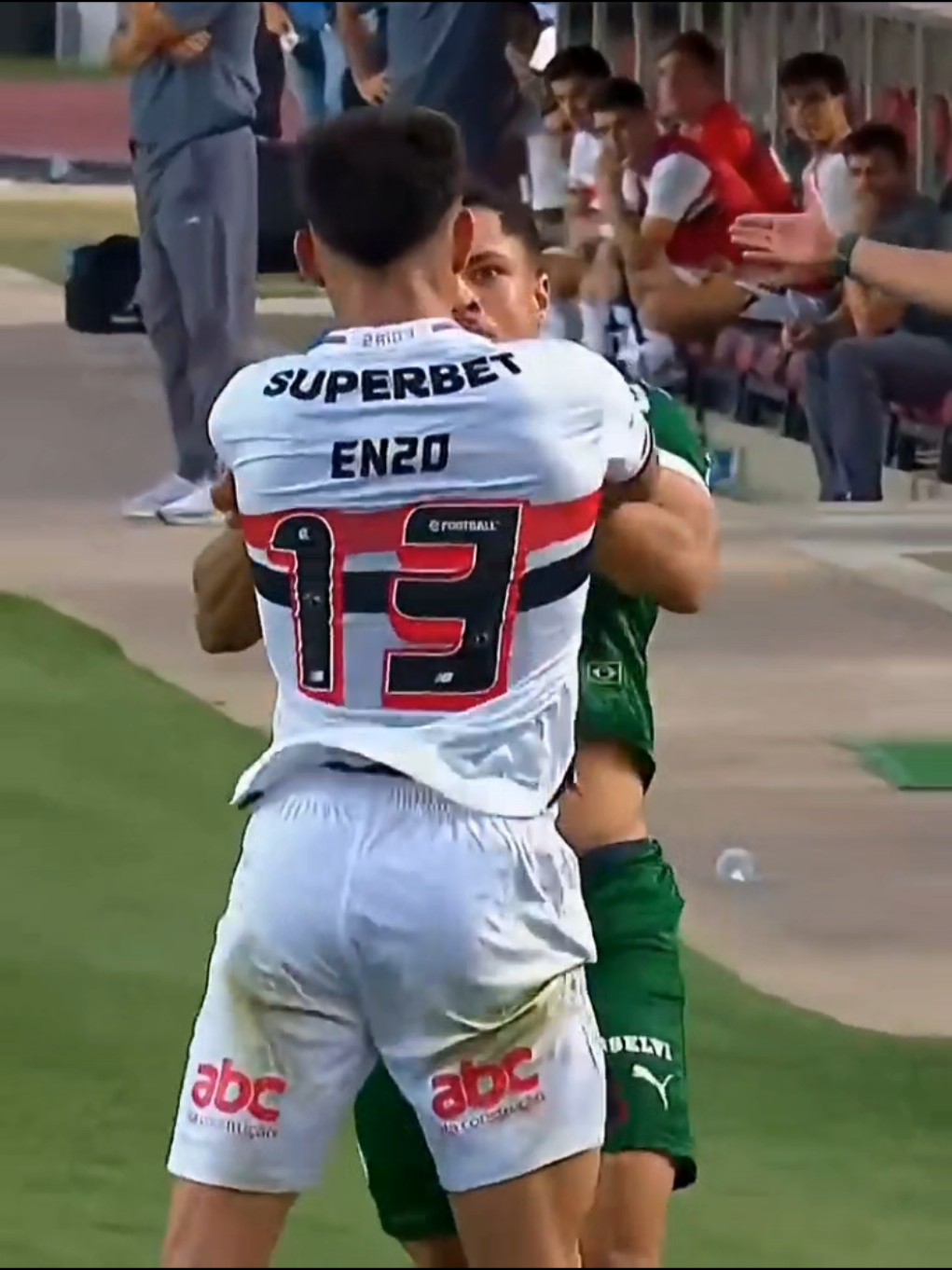 Enzo Dias x Vitor Roque  o que você achou sobre o clássico ontem? #brasileirao #futebolbrasileiro #palmeiras #saopaulofc #futebol 
