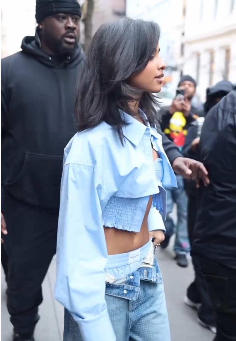 Tyla’s walk>> #catwalk #modelwalk #tylawalk #tylachanel #foryoupagee 