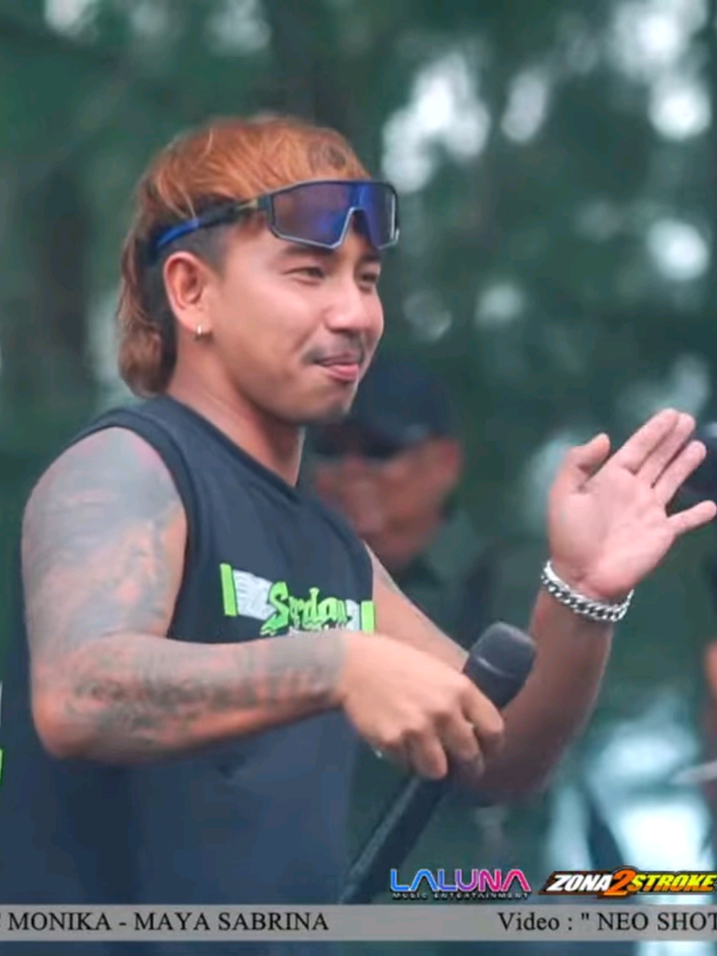 jangan menunggu pria sukses, karena mendaki bersama lebih indah daripada menunggu di puncak😊@𝙇𝘼𝙇𝙐𝙉𝘼 𝙈𝙐𝙎𝙄𝘾 𝙀𝙉𝙏 @SAM PIITAK SOPIR SEEZ  #sampitak #bahanstorytime #foryou #fyp #lalunamusic 