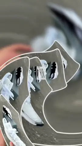 La new balance 740 encore disponible chez ACHTA store  Passe en dm pour plus d’infos ☎️ #creatorsearchinsights #brazzavillecongo242🔥🔥🇨🇬🇨🇬🇨🇬🇨🇬 #pointenoirecongo🇨🇬😍🥰❤️ #achtastore 