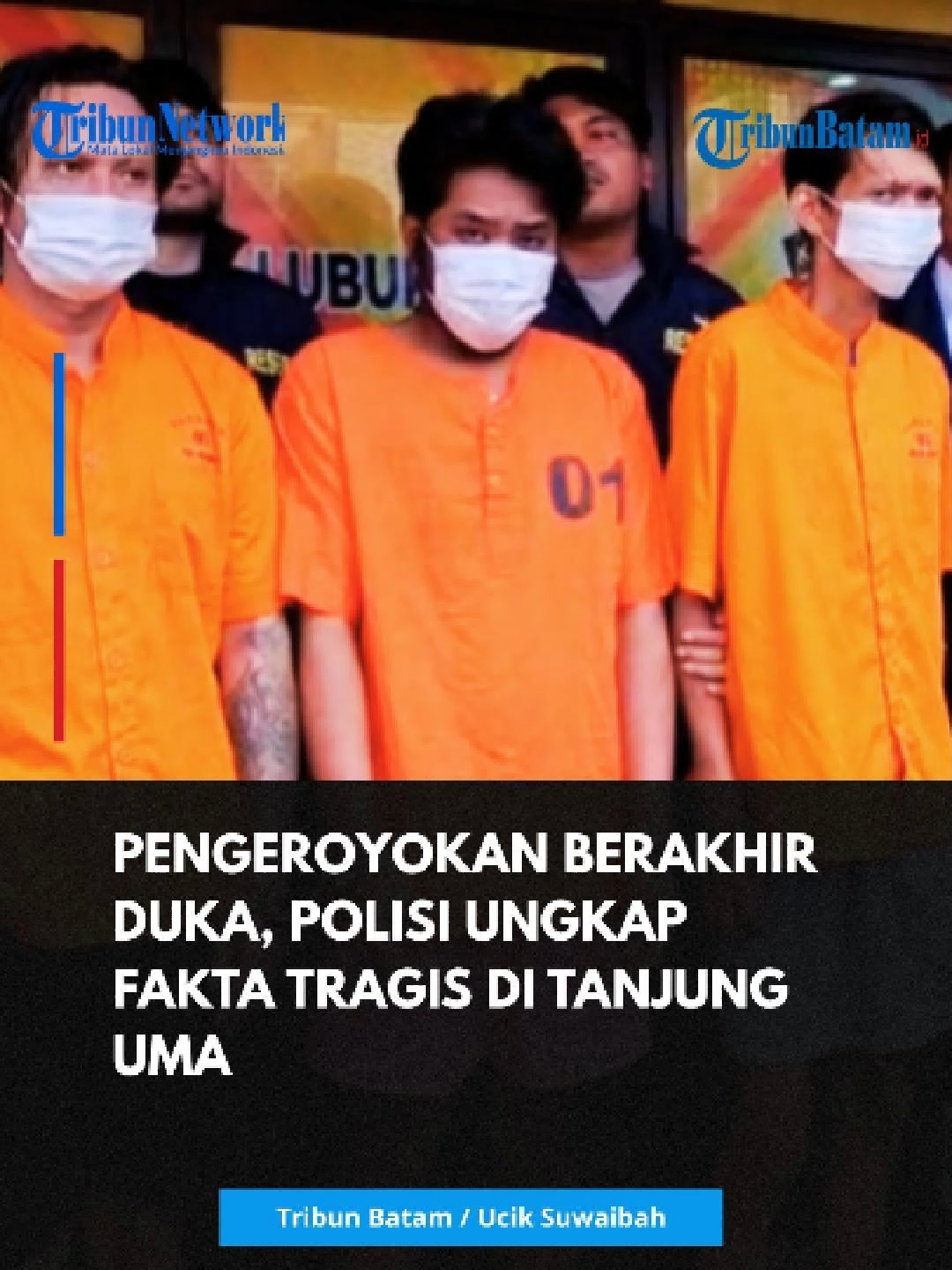 Polsek Lubuk Baja telah mengamankan tiga tersangka dugaan pengeroyokan yang menewaskan Rizki Fadli (32) di Lapangan Kampung Nelayan, Tanjunguma, Lubuk Baja, Kota Batam. Ada 3 orang yang diamankan berinisial RJ (31), SN (36), dan AG (26). Adapun tersangka yang masuk dalam daftar pencarian orang dalam kasus ini, sejumlah saksi juga telah dimintai keterangan. Atas perbuatannya, tersangka disangkakan Pasal 170 KUHP tentang penganiayaan hingga menimbulkan kematian. Korban sebelumnya sempat dirawat intensif di RS Elisabeth dan RS Hj. Bunda Halimah setelah ditemukan dengan luka lebam dan tidak sadarkan diri.  Rizki Fadli meninggal dunia pada Rabu (1/10/2025) dan dimakamkan di TPU Sei Temiang, Tanjung Riau. #viraltiktokvideo #batamtribun #tribunbatam #viralbatamtiktok #fyppppppppppppppppppppppp #hotnews #penganiayaandibatam