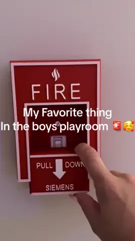 I’m obsessed I want to change all our light switches now. 😂❤️ #Playroom 