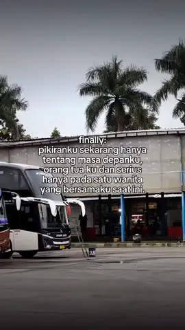 arah dimana sibuk dengan pekerjaan ☺☺ #storybus #fypシ゚ #xyzabc #katakatastorywa_🥀 #busmaniacommunity  🎥 @ngebisdulu 