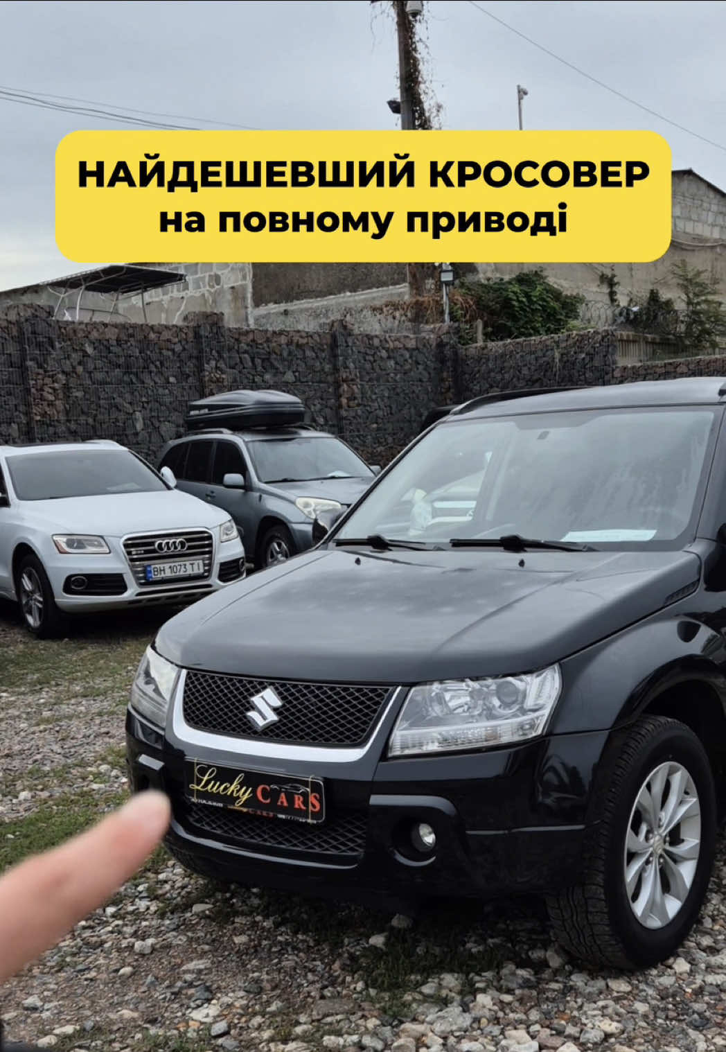 Suzuki Grand Vitara 2008 рік 💵 7 000$ Пробіг: 209 тис. км Двигун: 2.0 л, бензин Коробка передач: автомат Привід: повний Колір: чорний ⠀ Автомобіль у хорошому технічному та візуальному стані. Повністю обслужений і не потребує вкладень. Оригінальний пробіг. Пройдено планове технічне обслуговування із заміною всіх необхідних рідин. Надійний 2 літровий атмосферний двигун з відмінною динамікою та невеликою витратою палива. Гарна комплектація. Чистий та доглянутий салон у хорошому стані, клімат контроль, безключовий доступ та безліч додаткових опцій для комфортної їзди Додаткова інформація за телефоном +𝟯𝟴 𝟬𝟲𝟳 𝟳𝟳 𝟮𝟮 𝟴𝟴𝟴 Можливий розрахунок у USDT ⠀ 📍 м. Одеса, вул. Аеропортівська, 27/1 🕙 щоденно з 𝟵:𝟬𝟬 до 𝟭𝟵:𝟬𝟬 ⠀ ⠀ ⠀ ⠀  #купитиавто #одеса🇺🇦 #автолізинг #SuzukiVitara #СузукіВітара