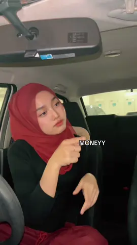 at least ade duit boleh happy beli makanan 🤣