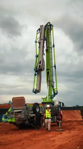 Concrete pump ZOOMLION 50X-6RZ on site IPIP 💚🔥🔥  #zoomlion #zoomlionindonesia #sulawesitenggara 