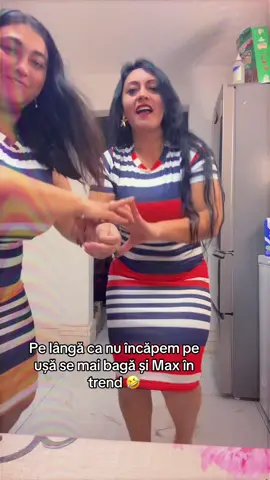 Max face tot video cățelul 