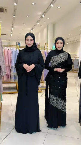 Kantoi tak gais? 🤭 Kita memang tak rehearsal pun 😜💃 Tapi bila pakai dress ni… auto slay kan? 😏 . In frame  Eska dress Kastiya dress #fyp #dance #dress #saree #bestie 