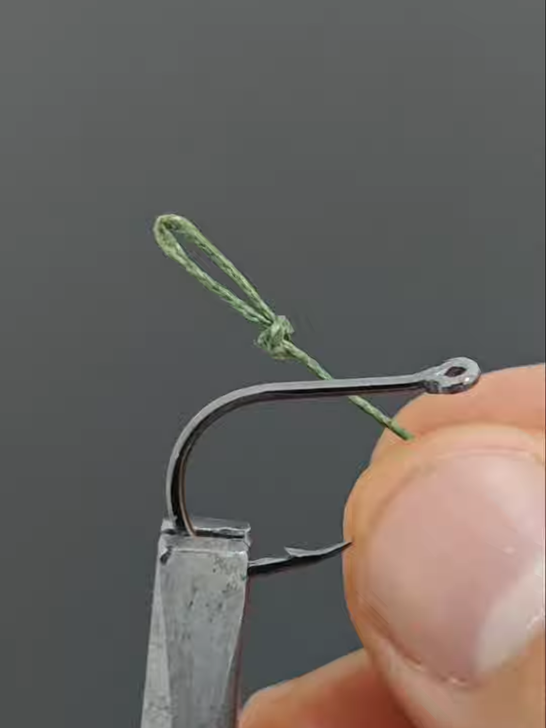 Подпишитесь на @fishing_craft Простой узел на карпа #fishing #knot #узел #рыбалка