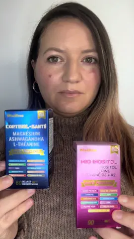 J’utilise deux compléments alimentaires différents et je vois vraiment la différence, alors je vous les partage : 📦 1 — CORTISOL-SANTÉ • Ashwagandha – aide à réduire le stress • Magnésium – favorise le sommeil et l’humeur • L-théanine – relaxation sans somnolence • Phosphatidylsérine – soutien de la mémoire et de la concentration 👉 Je l’aime parce que je me sens plus calme et je dors mieux. 📦 2 — COMPLEXE HORMONAL & MÉTABOLIQUE • Myo-inositol & D-chiro-inositol – équilibre hormonal • Gattilier – régule le cycle menstruel • Berbérine – soutien métabolique • Cannelle de Ceylan – glycémie et inflammation • DIM – équilibre hormonal général 👉 Je l’aime parce que j’ai plus d’énergie et je me sens plus régulée. Si vous voulez les retrouver, ils sont disponibles sur le TikTok Shop : cliquez sur le lien de la vidéo. #complementalimentaire #tiktokshop 