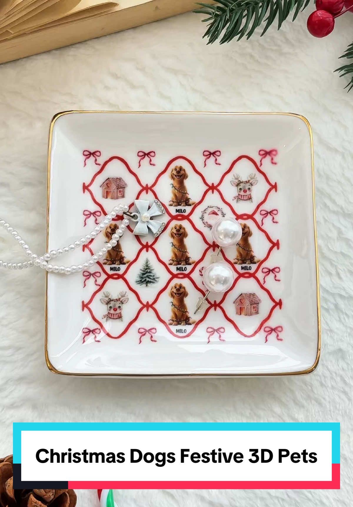 Tired of losing your rings? Let a pack of festive pups guard them for you 🦮🥳 #macorner #jewelrydish #christmasdogs #dogmom #doglover