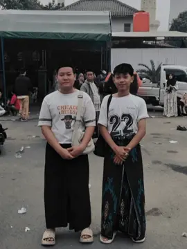 yang ku lewati jalan nya yang ku ingat kenangan nya#fypシ゚viral #masukberandafyp #santrisalafy 