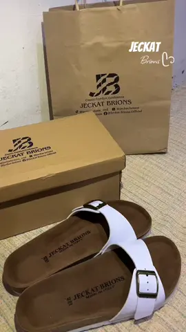 very comfy to wear 🤩👌🏼#jeckatbrions #jeckatbrionsslippers #budolfindsph #fyppppppppppppppppppppppp 