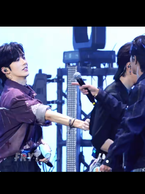 Có vợ hơi ngốc nên Hoàng Tinh phải chăm 24/7 😆 #desiretheseries #abodesire #desire4 #HoangTinh #KhauDinhKiet