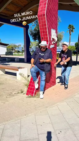 #accadeoggi @SUL CIGLIO DELLA MURAGLIA 
