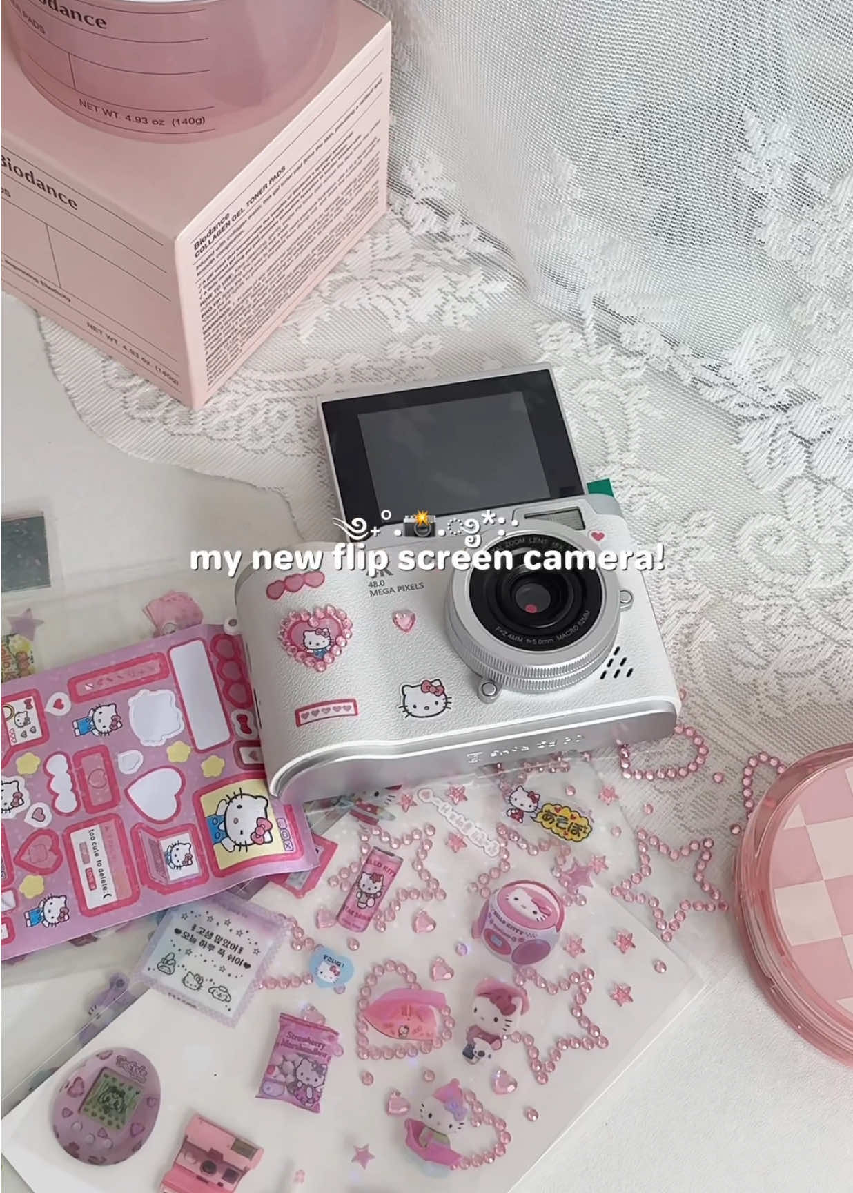 my new whote flip camera! #tiktokshopsg #createtowin #ccd #digitalcamera #camera 