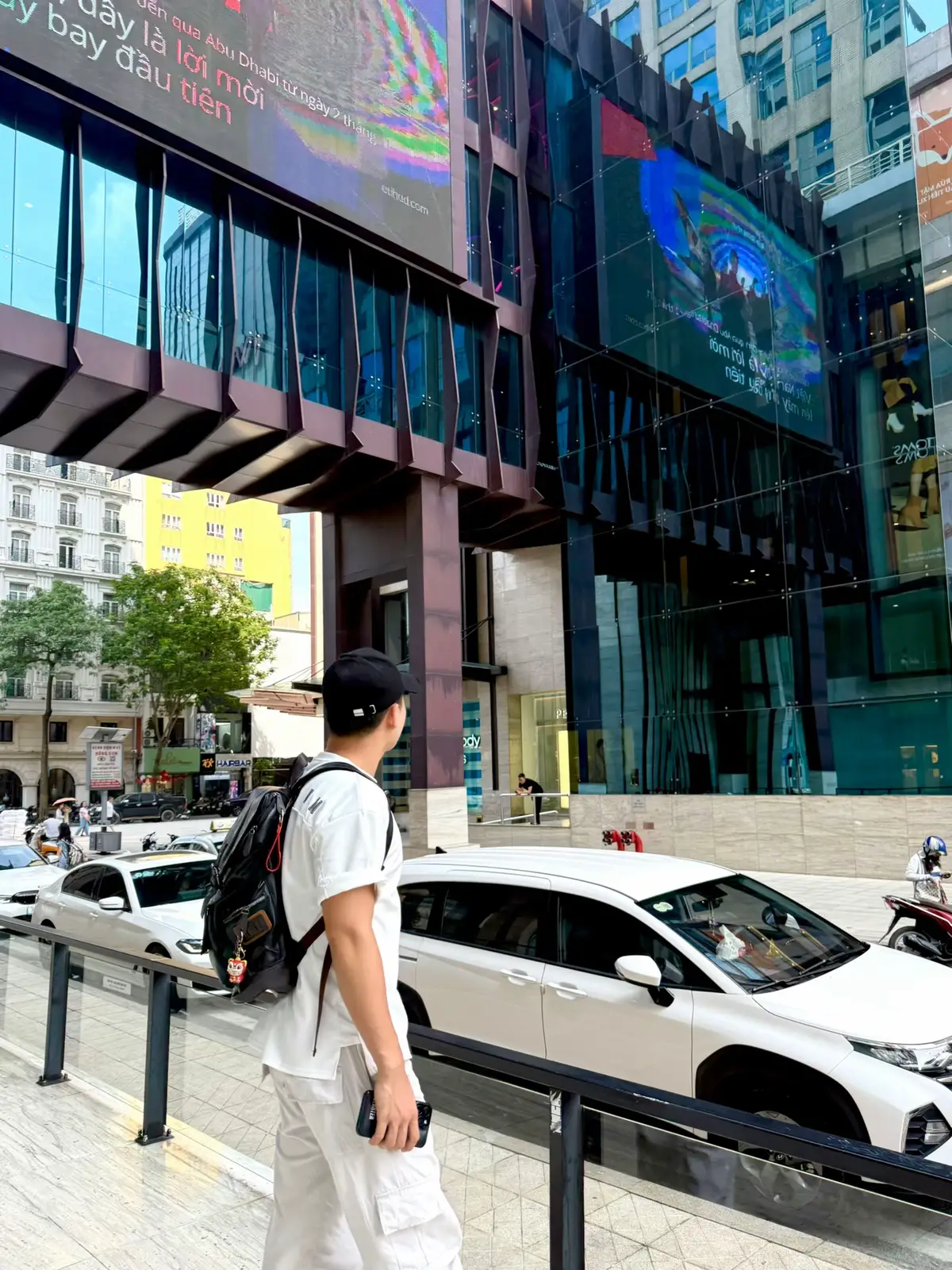 Chắc sắp tới phải làm mùa đông tour Hà Nội chứ mãi k đi hết