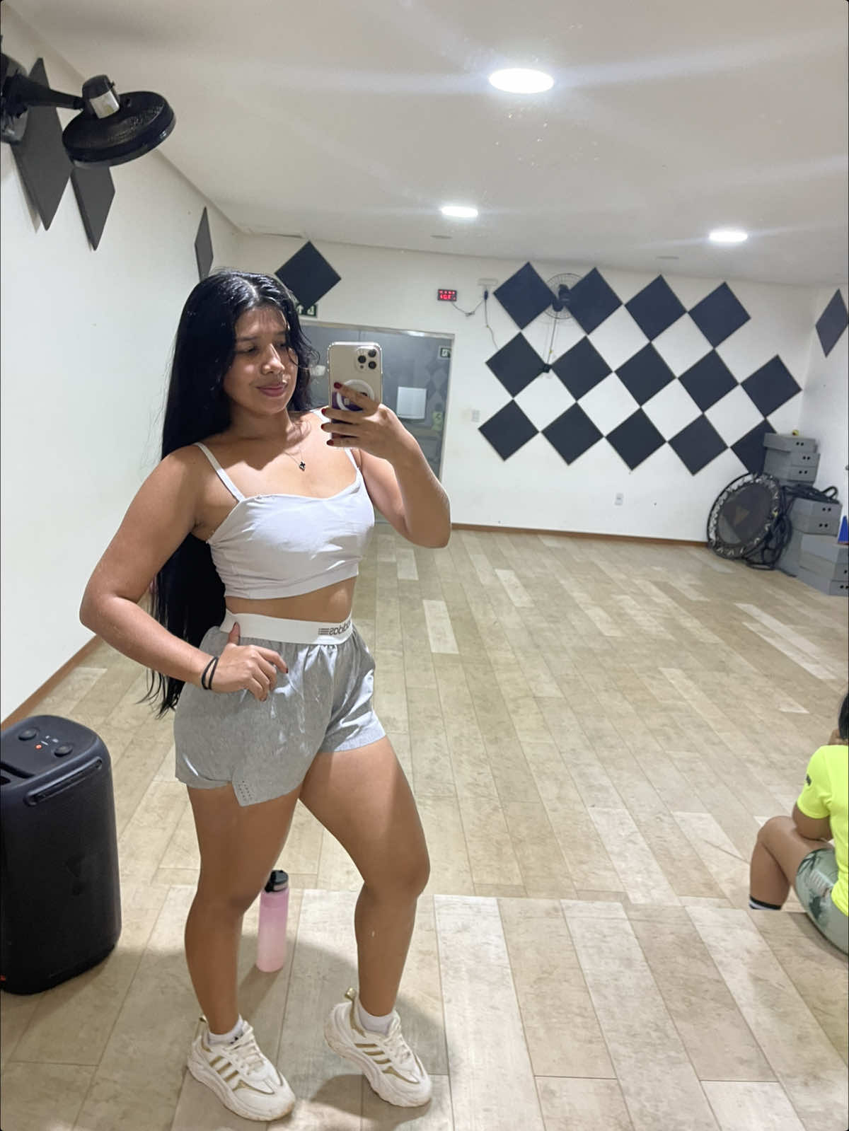 Segundoou em, dia de começar, recomeçar, dia de tentar ser sua melhor versão 😮‍💨💪🏽🥵🩷 . . . . . #gym #autoestima #treinoemcasa #trend #girl 