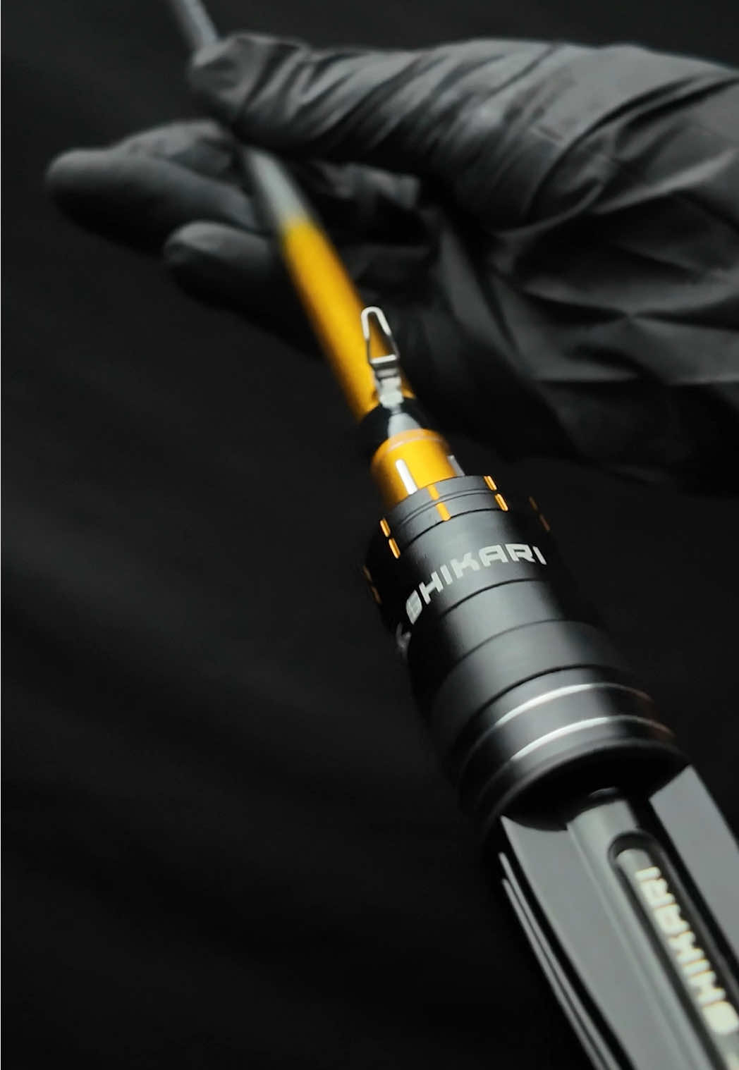 Hari gini jangan cuma reel aja yang bisa bunyi, tapi joran juga!! Kuat, elegan dan unik ya gaaaa? 😈 #shikarifishingteam #jorankuat #joranbadak #mancing #toman